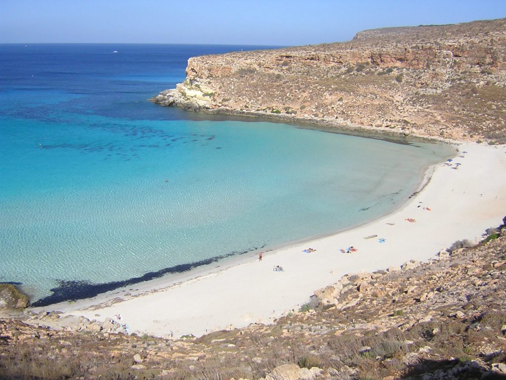 Spiaggia dei Conigli a Lampedusa - Neomag.