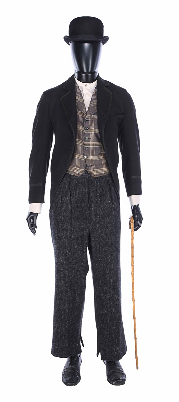 Il total look di Charlie Chaplin - Neomag.